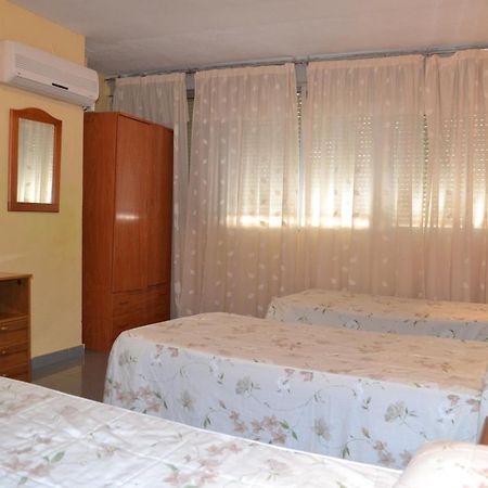 Hostal Al-Qazeres Caces Dış mekan fotoğraf